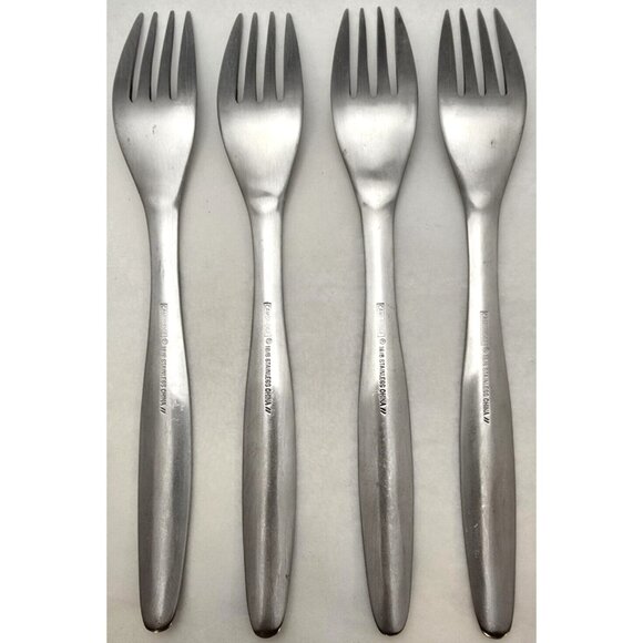 4 Cambridge Tidepool Dinner Forks 8.5" Flatware Stainless Steel 18/8 Replacement - Picture 3 of 4